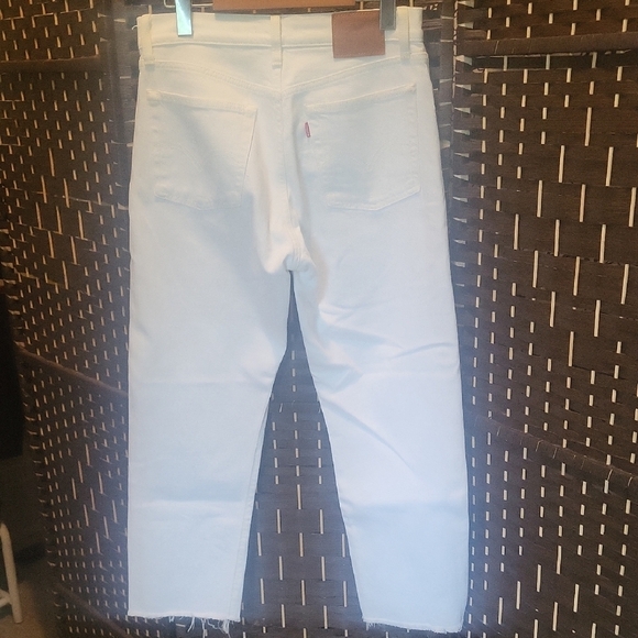 Levis White Straight Leg Jeans with Raw Edge - Picture 7 of 8